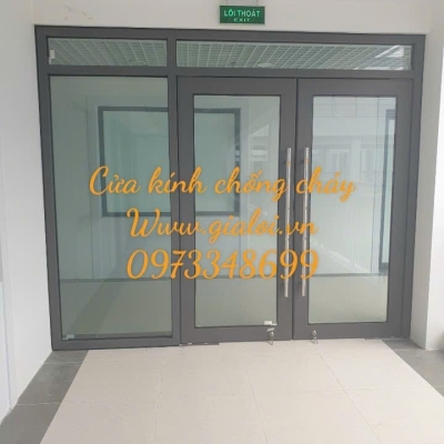 Cửa kính chống cháy EI 60 phút