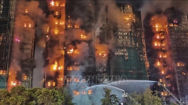 44 người chết trong vụ cháy chung cư Hong Kong